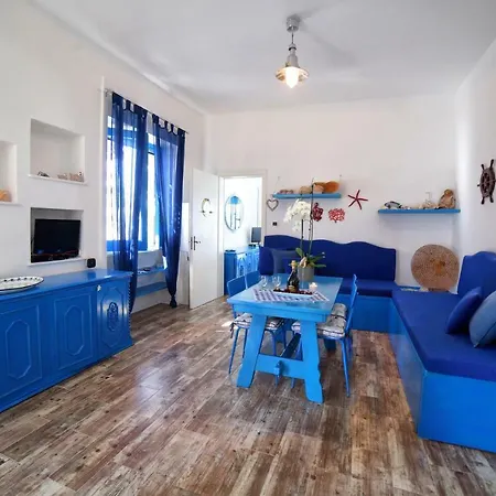 Holiday San Gregorio Semesterbostad